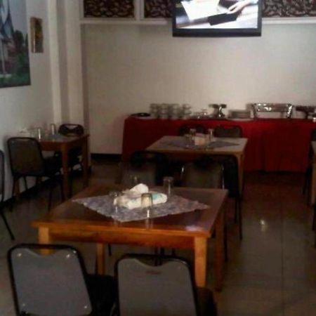 Ambun Suri Hotel Bukittinggi Εξωτερικό φωτογραφία